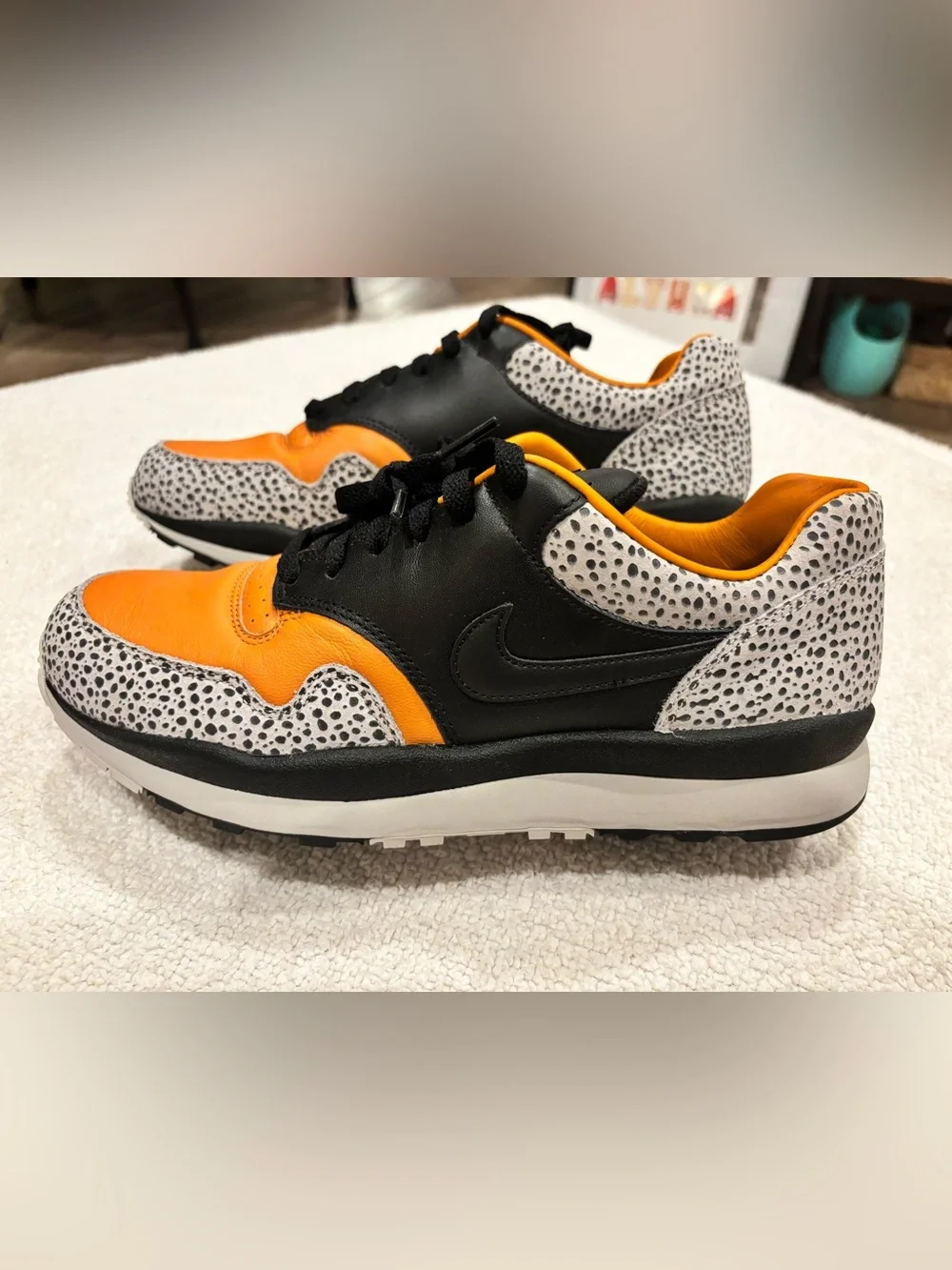 Nike Air Safari, men’s size 10